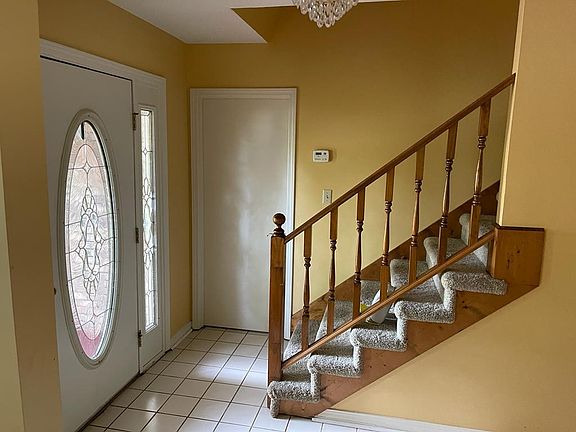 2nd image of 378 Brookwood Blvd