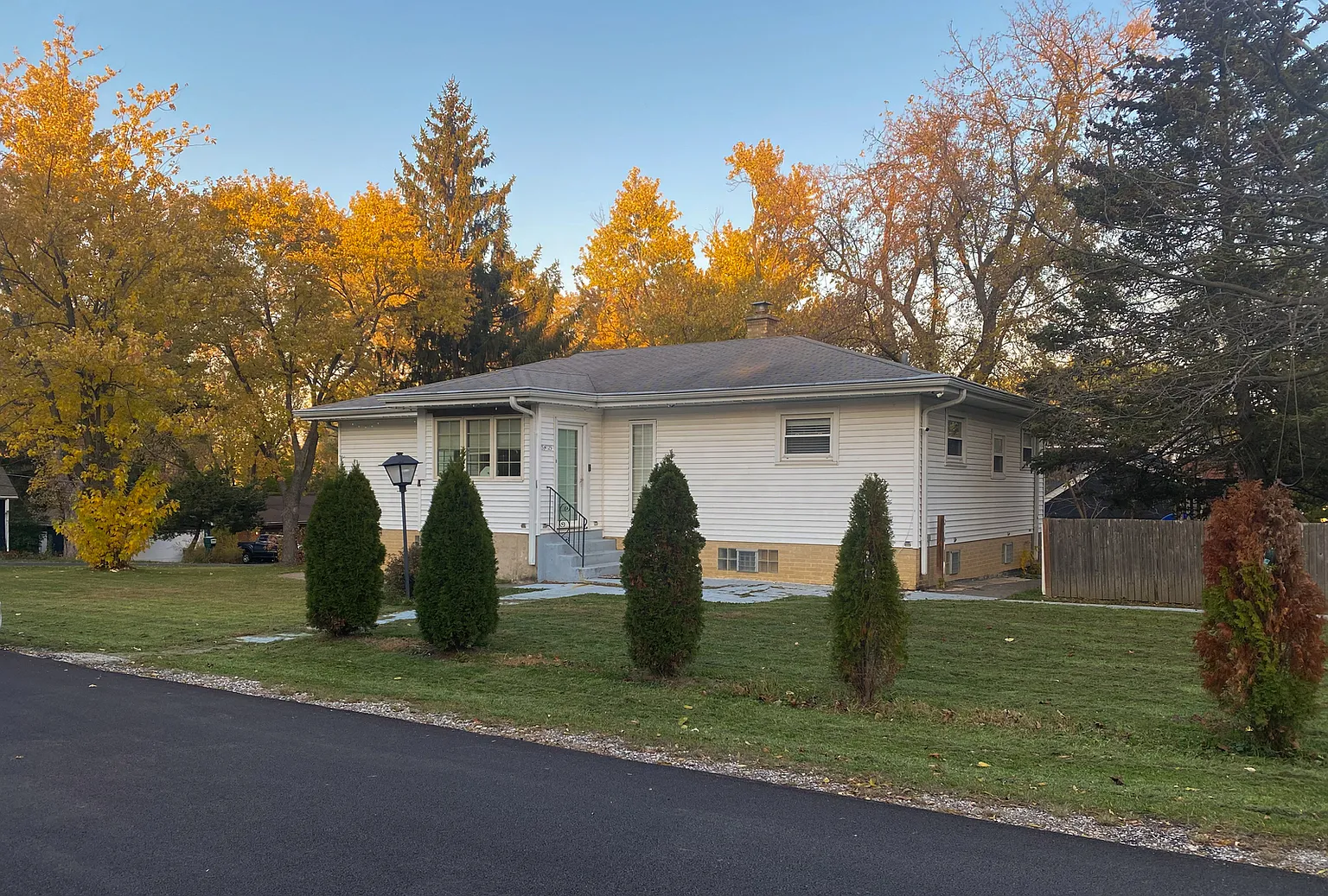 23725 N Field Rd photo 1