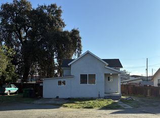 10831 Hamill St, Armona, CA 93202