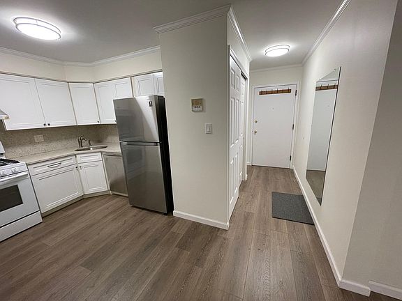 4th image of 6715 242nd St #25A