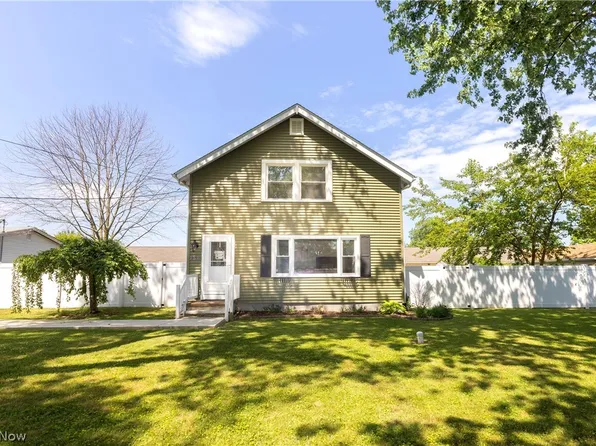 256 Cove Beach Ave, Sheffield Lake, OH 44054