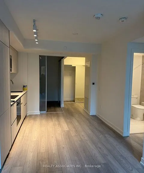 110 Broadway Ave S #321 — Photo 7