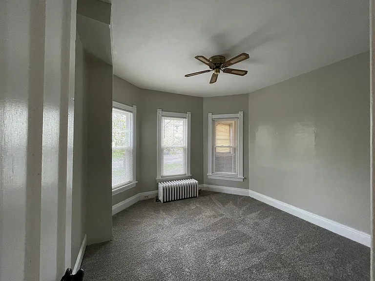 205 Cayuga St — Photo 11