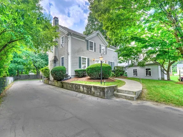 9-11 Greenwood Rd, Walpole, MA 02081