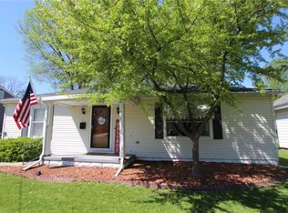 604 E Van Allen St, Tuscola, IL