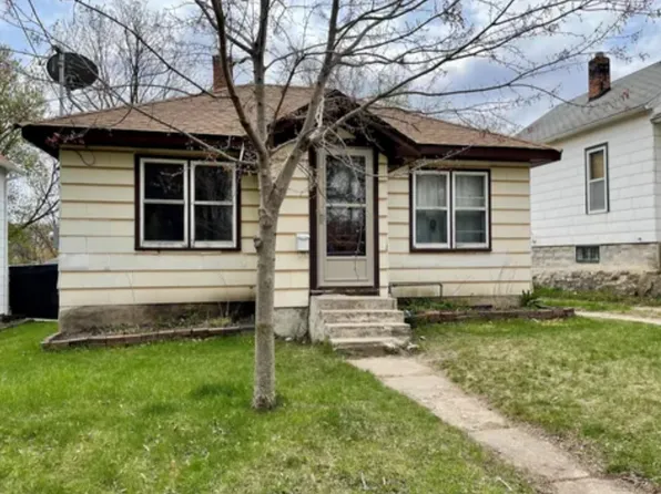 (undisclosed Address), Albert Lea, MN 56007