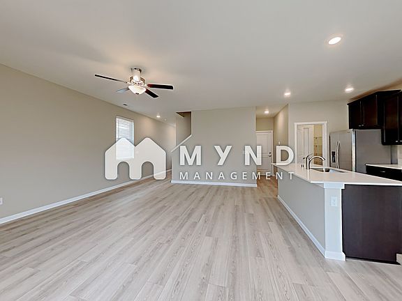 5th image of 15516 NE 72nd Way