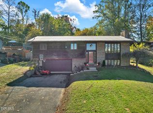 3304 Grimes Cir, Kingsport, TN 37663