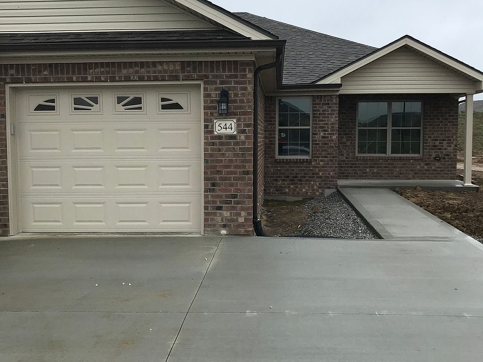 1st image of 544 Anna Hume Blvd