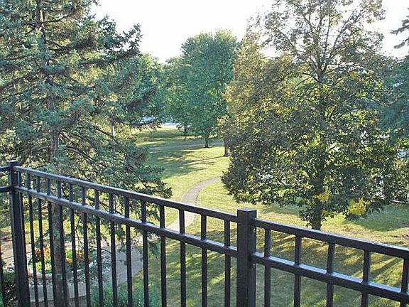 5th image of 5100 Carriageway Dr APT 309