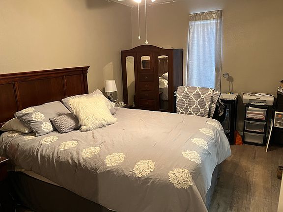 4th image of 3230 Pearl St APT 20