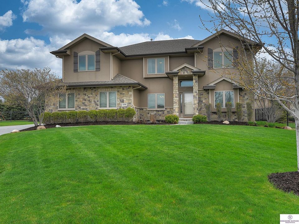 21026 W Cir, Elkhorn, NE 68022 Zillow