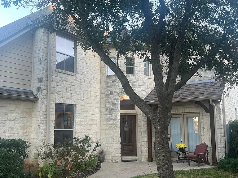 1802 Misty Ridge Dr — Photo 38