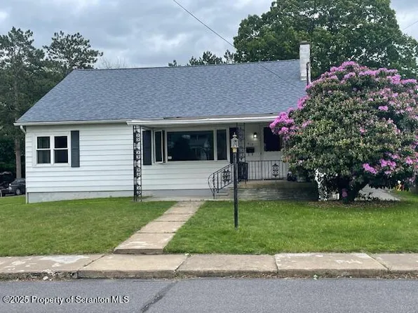 415 S Washington St, Taylor, PA 18517