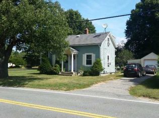 83 Sowams Rd, Barrington, RI 02806