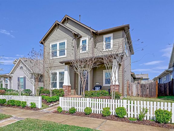 2nd image of 18434 Blue Hollow Heights Dr