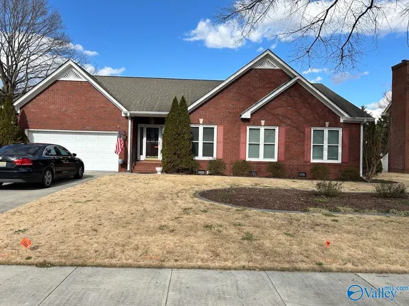 2609 Elderdale Dr SE, Owens Cross Roads, AL 35763
