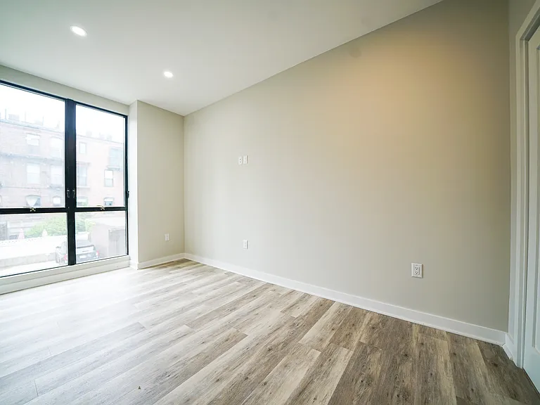 10 Blackwood St #114 — Photo 7