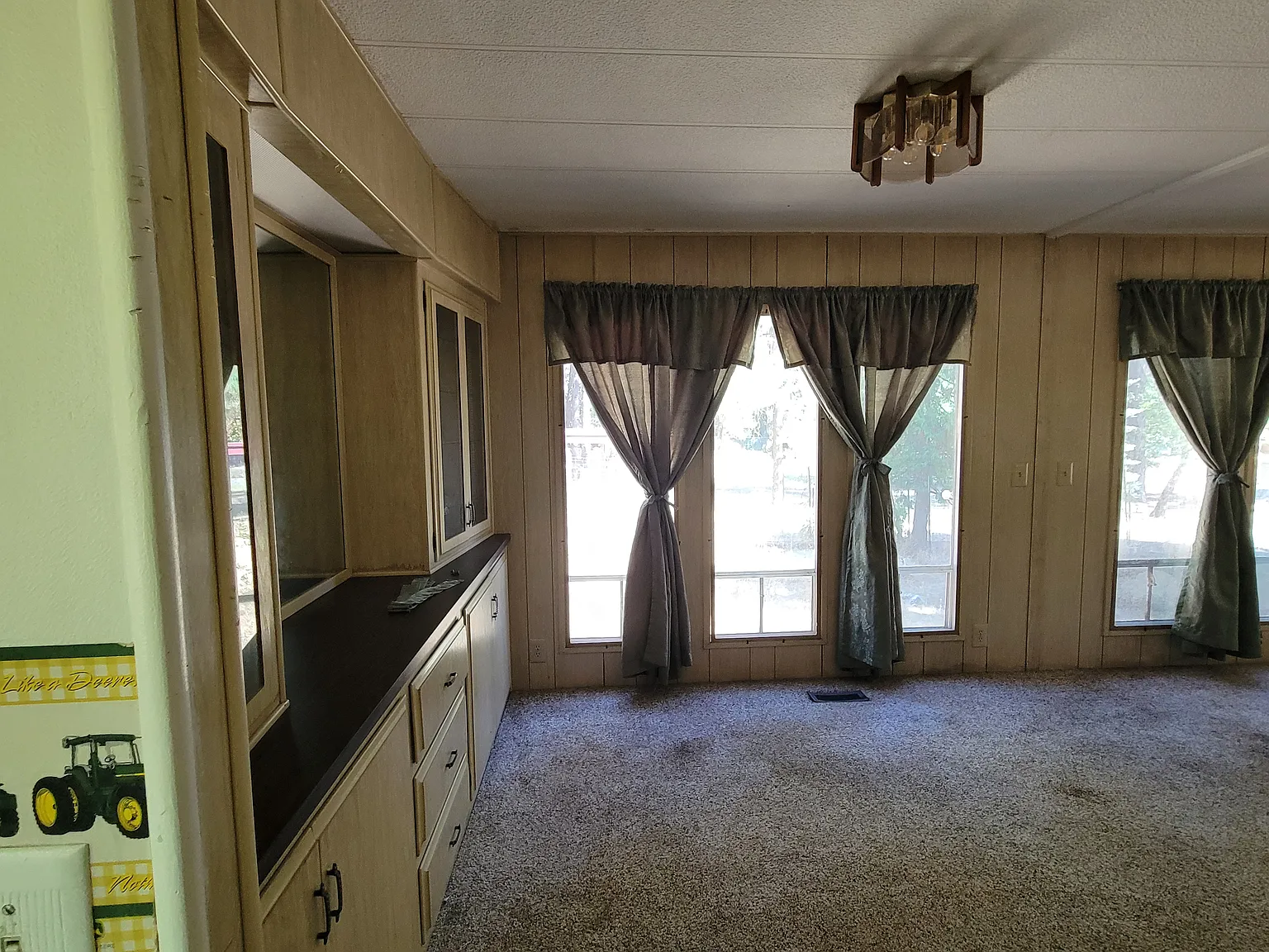 New Hope Rd, Grants Pass — Photo 2