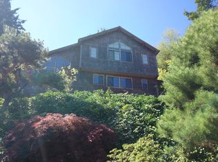 3051 SW Manning St, Seattle, WA 98126