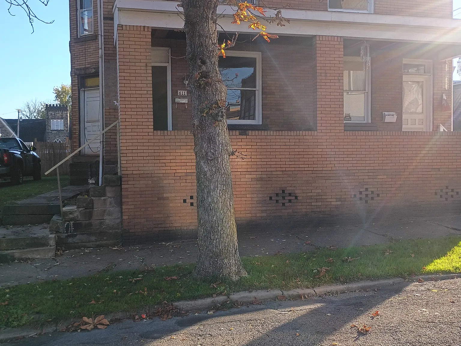 3 bed, 1500 sqft, $900 — Photo 1