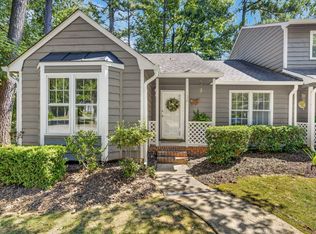 132 Lake Hollow Cir, Cary, NC 27513