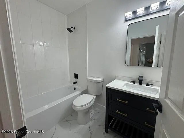 982 Villa Dr — Photo 13
