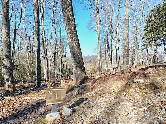 2nd image of LOT S1 Redrock Trl