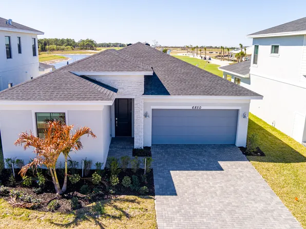 6850 NW Kestrel Lane, Port St Lucie, FL 34987