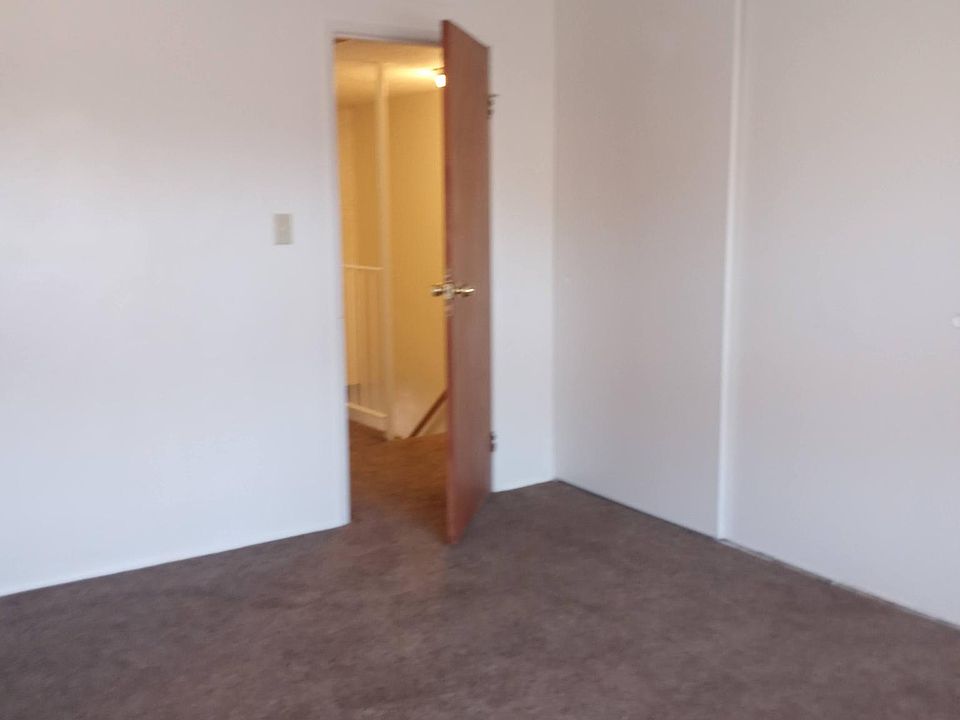 1st image of 1509 Mount Vernon Ave