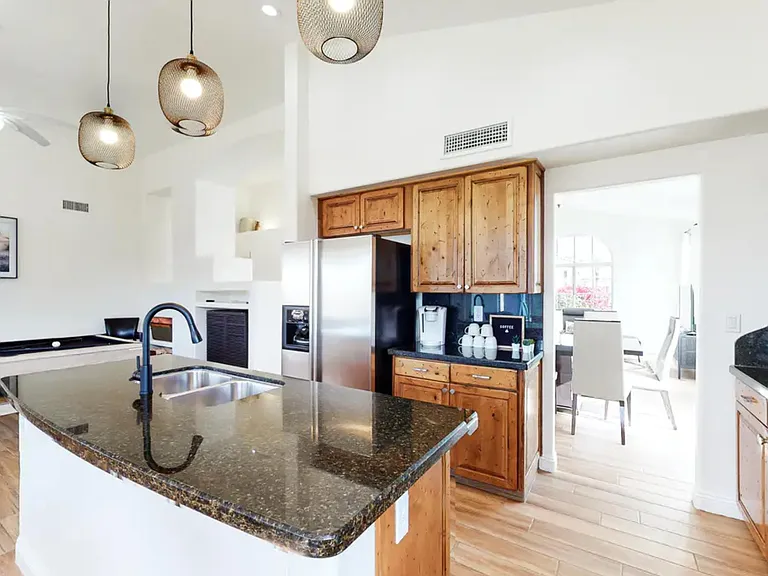 15014 N 54th Pl — Photo 14