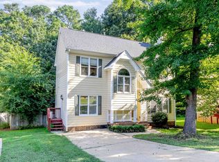 1620 Nesfield Pl, Raleigh, NC 27606