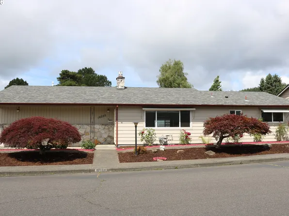 16055 SW Queen Victoria Pl, King City, OR 97224
