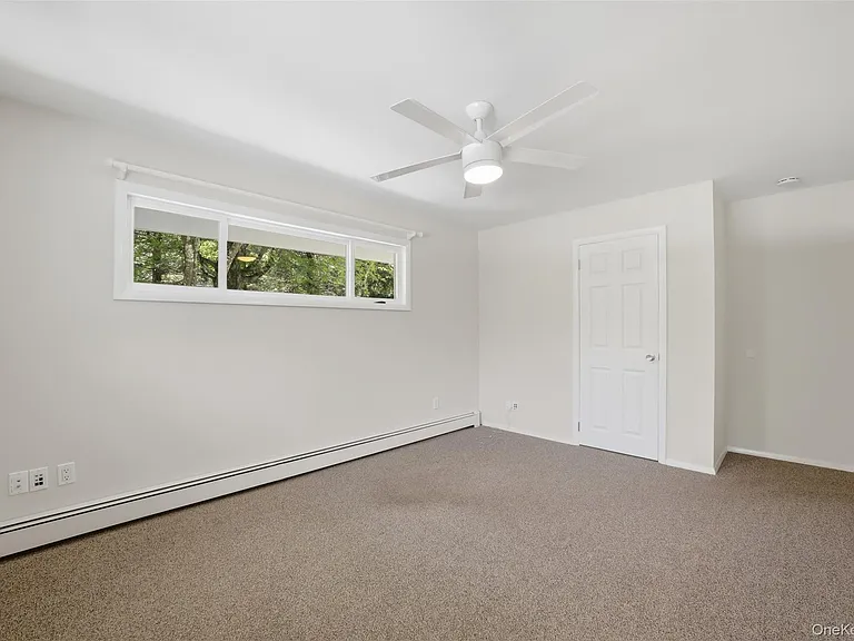 58 Carolan Rd E — Photo 17