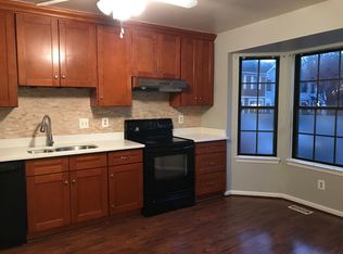7678 Southern Oak Dr, Springfield, VA 22153