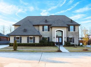 256 Riverwood Dr, Houma, LA 70360