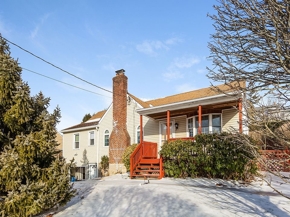 1st image of 155 Bainbridge Ave