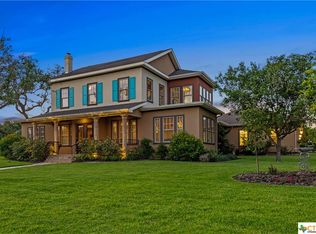 318 E Reuss Blvd, Cuero, TX 77954