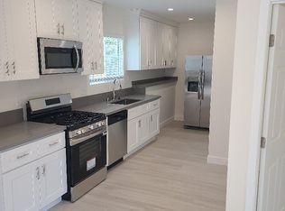 751 Vernon Ave, Venice, CA 90291