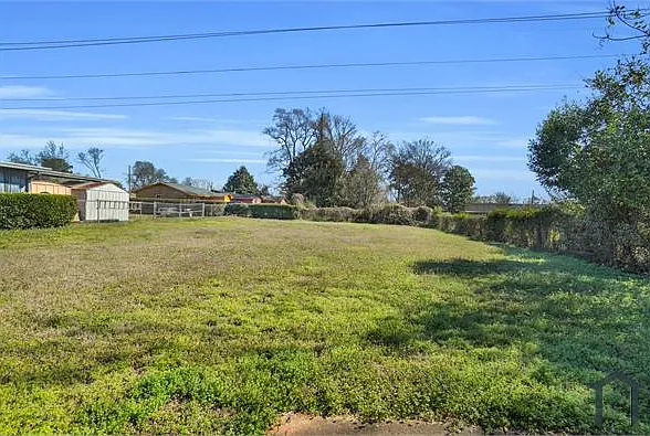 724 Golden Gate Dr — Photo 11