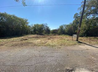 638 Oak St, Cleburne, TX 76031