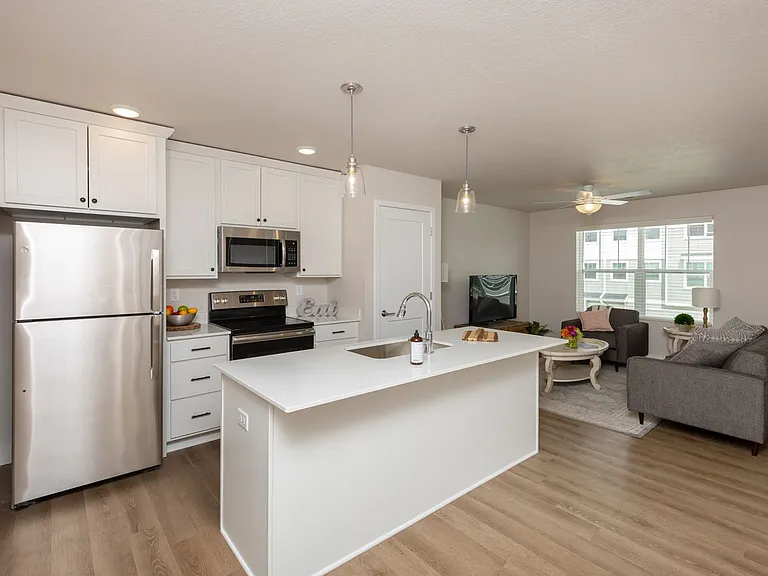 Northpointe Townhomes — Photo 6