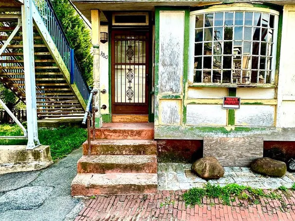 3760 Cresson St, Philadelphia, PA 19127