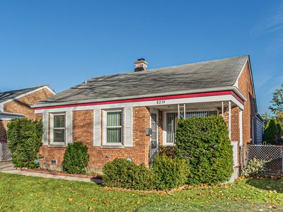 8239 N New England Ave, Niles, IL, 60714