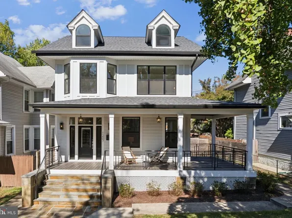 1207 Delafield Pl NW, Washington, DC 20011