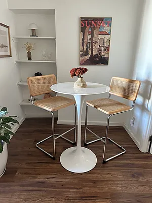 Rented by The Agency | media 14