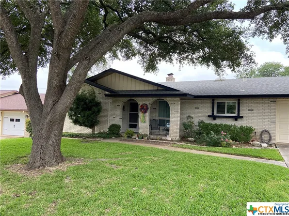 606 Amistad Blvd, Universal City, TX 78148