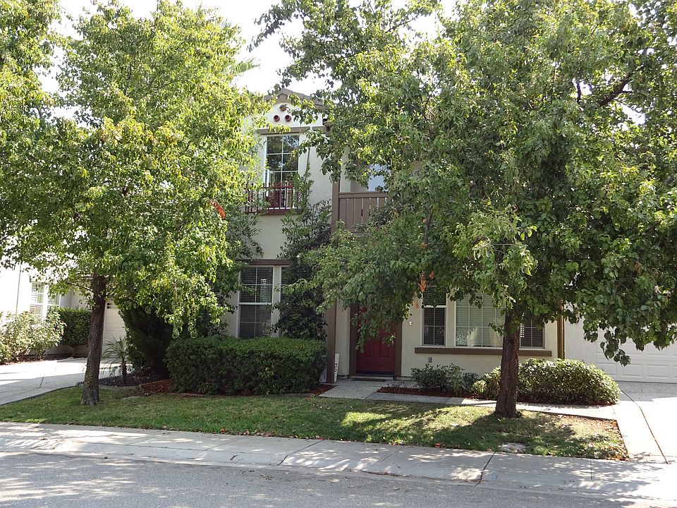 1st image of 321 Sutley Cir