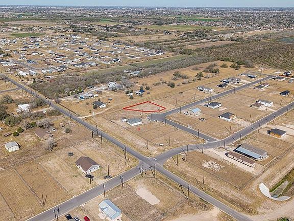 3rd image of 1405 Rising Sun St