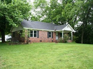 1865 Obrien Rd, Cedar Grove, TN 38321